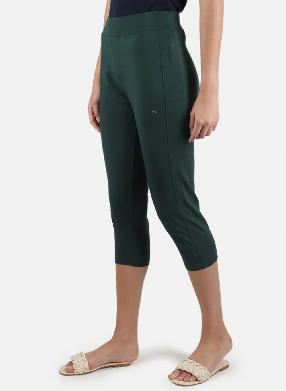 Women Green Plain Capri