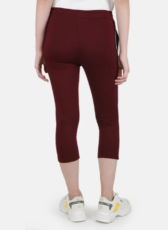 Women Maroon Solid Capri