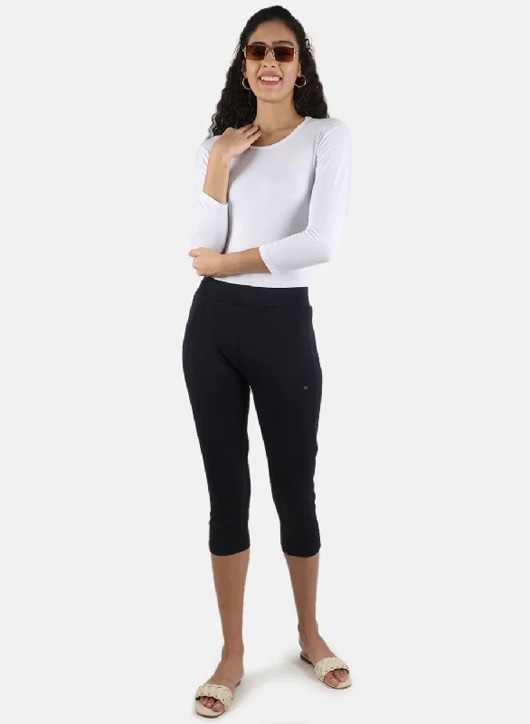 Women Navy Blue Plain Capri