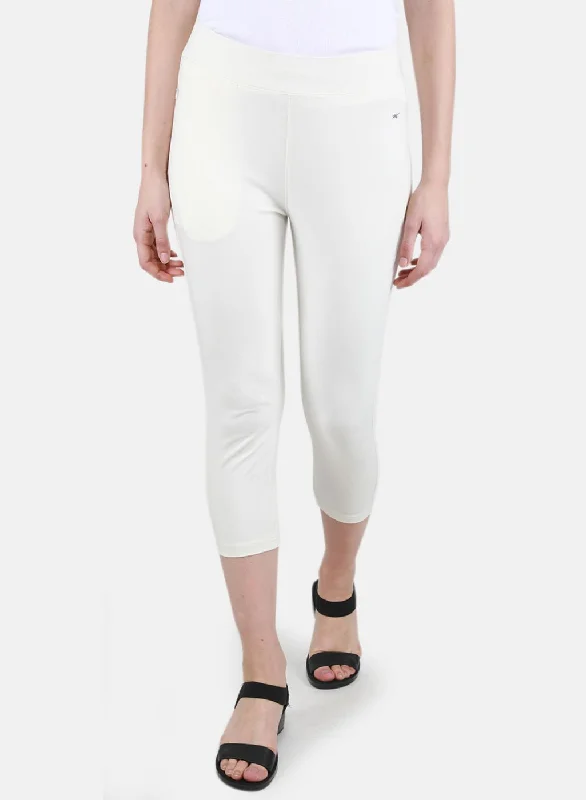 Women Off White Solid Capri