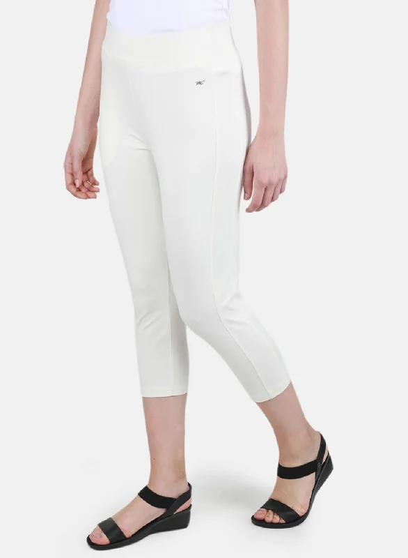 Women Off White Solid Capri