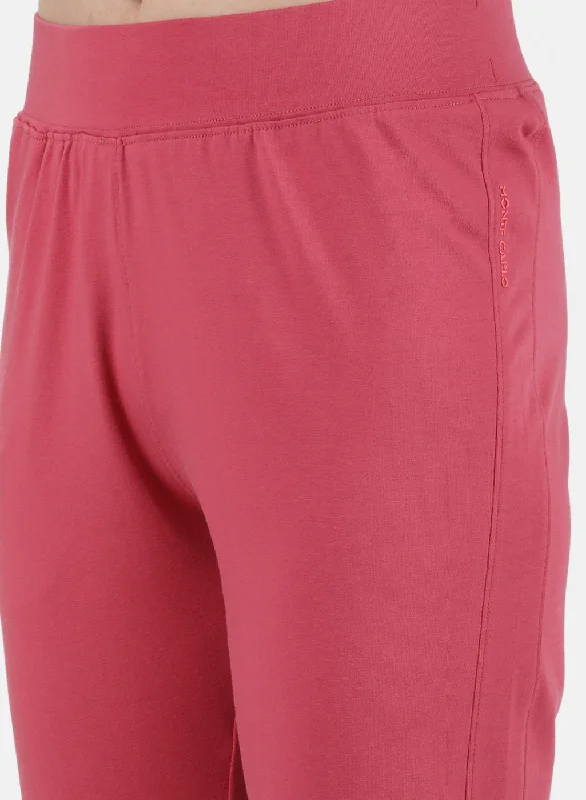 Womens Pink Regular Capri