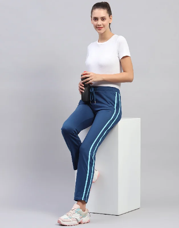 Women Blue Solid Regular Fit Lower