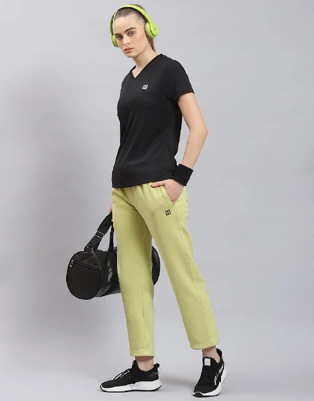 Women Green Solid Regular Fit Lower