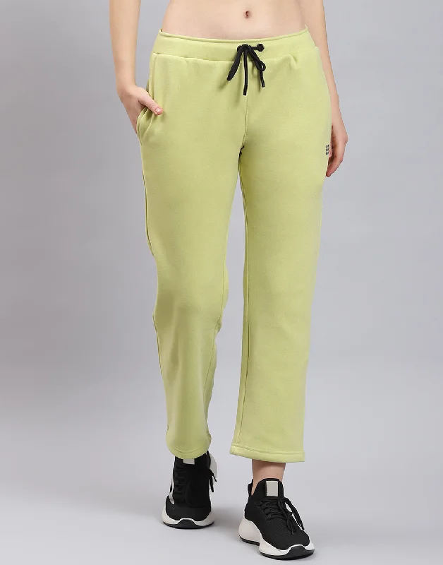 Women Green Solid Regular Fit Lower